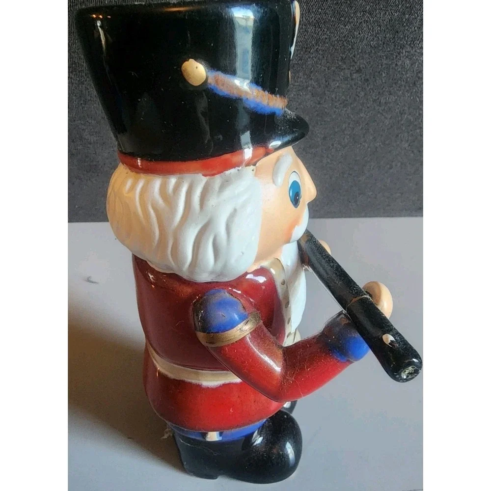 Yankee Candle Nutcracker gun Tealight Candle Holder Christmas Soldier